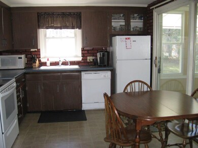 235 Buck St, Pembroke, NH 03275 - photo 7