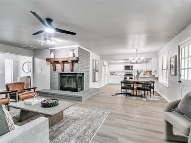 Corner fireplace