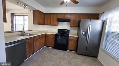 11543 Shell Flower Ln, Columbia, MD 21044 - photo 2