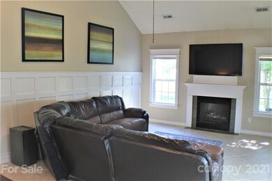 950 Ashland Ave, Statesville, NC 28677 - photo 4