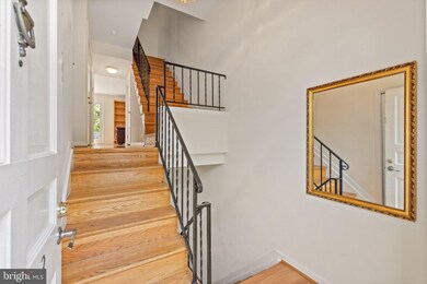 7433 Colton Ln, Manassas, VA 20109 - photo 5