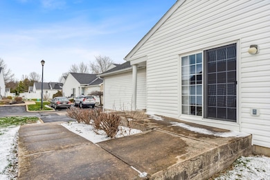 6703 Lagrange Dr unit 51E, Canal Winchester, OH 43110 - photo 4