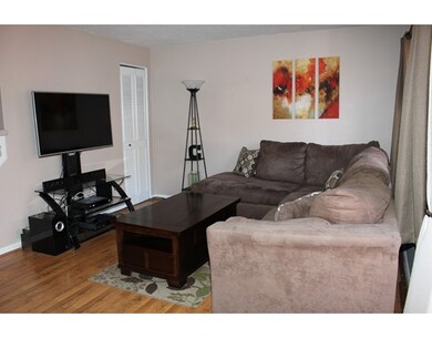 42 Meadow Pond Dr unit B, Leominster, MA 01453 - photo 2