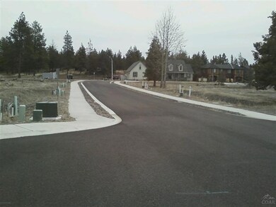 20483 Del Coco Ct, Bend, OR 97702 - photo 2