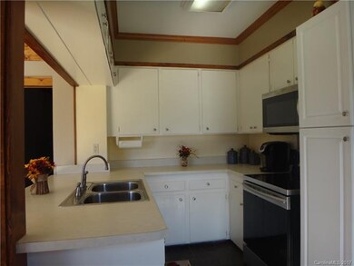 Cozy Kitchen