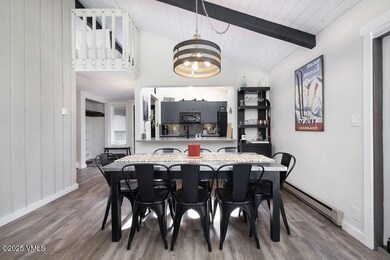 2506_timber_falls_1208_interior_dining