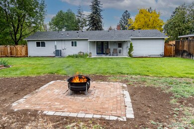 2580 SW Wickiup Av_0013 copy