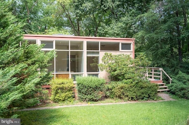 7416 Rebecca Dr, Alexandria, VA 22307 - photo 3