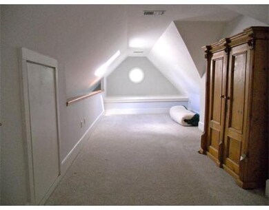 256 Lafayette St unit 4, Salem, MA 01970 - photo 5