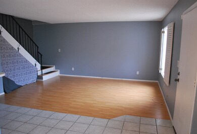 5-living room