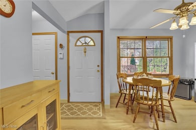 6321 W 130th St, Parma Heights, OH 44130 - photo 2