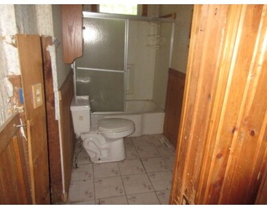 24 Gifford Ave, North Dartmouth, MA 02747 - photo 7