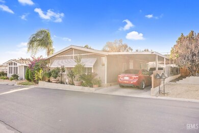 8536 Kern Canyon Rd unit 170, Bakersfield, CA 93306 - photo 2