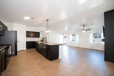 7860 E 43rd Place, Yuma, AZ 85365 - photo 2