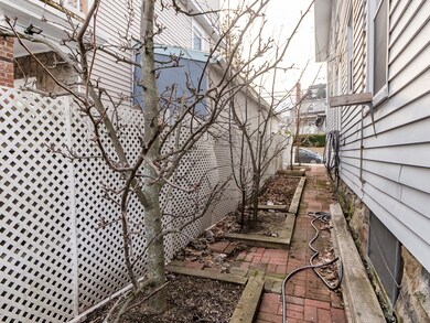 91 Ames St unit 93, Lawrence, MA 01841 - photo 4