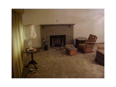 403 Augusta St, Pittsburgh, PA 15211 - photo 4