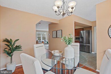 18820 Sky Blue Cir, Germantown, MD 20874 - photo 7