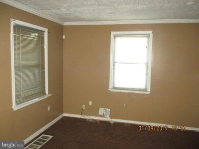 815 Glacier Ave, Capitol Heights, MD 20743 - photo 3
