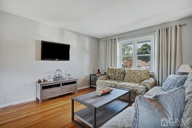 1 Milton Place, Middlesex, NJ 08846 - photo 6