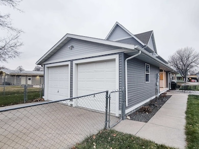 407 S Chestnut St, North Platte, NE 69101 - photo 7