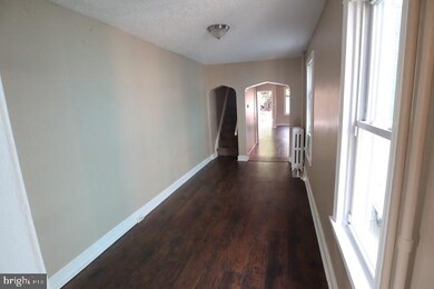 543 S 6th St, Reading, PA 19602 - photo 4