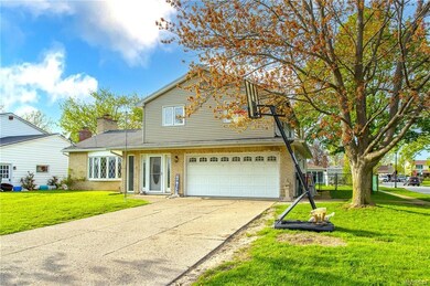 460 Meadow Dr, North Tonawanda, NY 14120 - photo 3