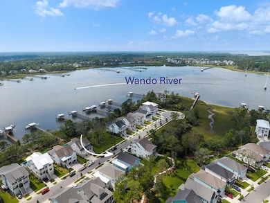 3. Wando Village is located on the beau