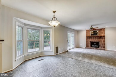 15428 Martins Hundred Dr, Centreville, VA 20120 - photo 4