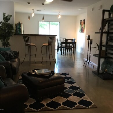 Living Rm