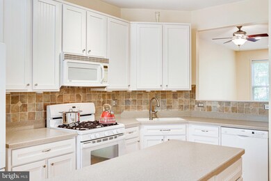 43157 Huntsman Square, Broadlands, VA 20148 - photo 7
