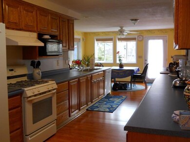 415 Placer St, Rogue River, OR 97537 - photo 5