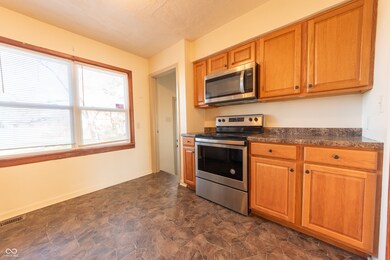 234 Lincoln St, Columbus, IN 47201 - photo 7