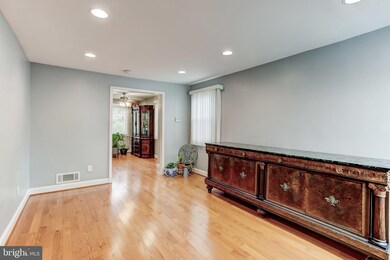 1026 Wedgewood Rd, Baltimore, MD 21229 - photo 5