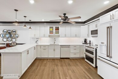 510 Ocean Ave unit 31, Long Branch, NJ 07740 - photo 4