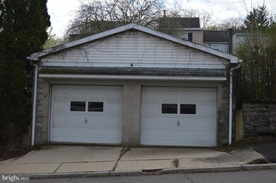 1327 Spruce St, Ashland, PA 17921 - photo 2