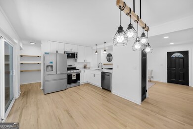 929 Creekdale Dr, Clarkston, GA 30021 - photo 3