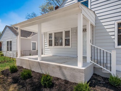 005_d889_A 2723 Berrell 087-2