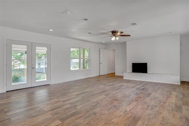 1906 Tulane Ave, Gainesville, TX 76240 - photo 7