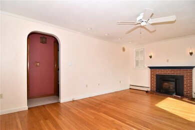 30 Sachem Rd, Riverside, RI 02915 - photo 3