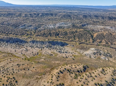 131 Via Sol Estrella unit B, Los Cerrillos, NM 87010 - photo 5