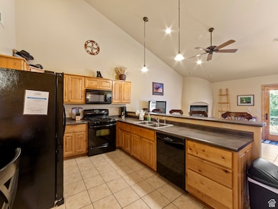 2 Desert Wind Dr, Moab, UT 84532 - photo 7