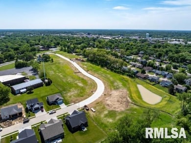 4815 Willow Cir, Davenport, IA 52806 - photo 3