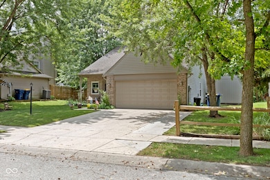 Fantastic Quiet Cul-de Sac Location!  Fresh Exterior Paint!