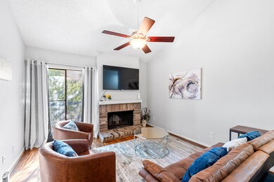 7900 N Stadium Dr unit 32, Houston, TX 77030 - photo 6