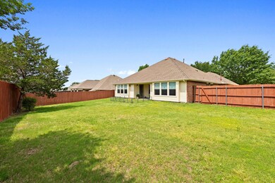 1404 Palo Verde Dr, Denton, TX 76210 - photo 2