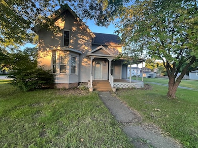 312 N Cass St, Berrien Springs, MI 49103 - photo 2