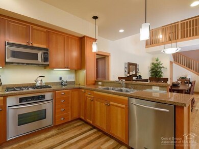 57100 Evergreen Loop, Sunriver, OR 97707 - photo 5