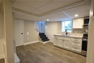 202 Bayview Ave unit A, Bristol, RI 02809 - photo 4
