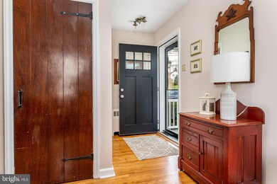 591 S Devon Ave, Wayne, PA 19087 - photo 4