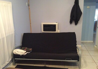 Living Room (2)